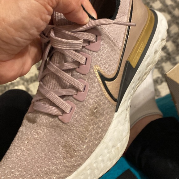 NIKE React size 8 - Picture 5 of 10